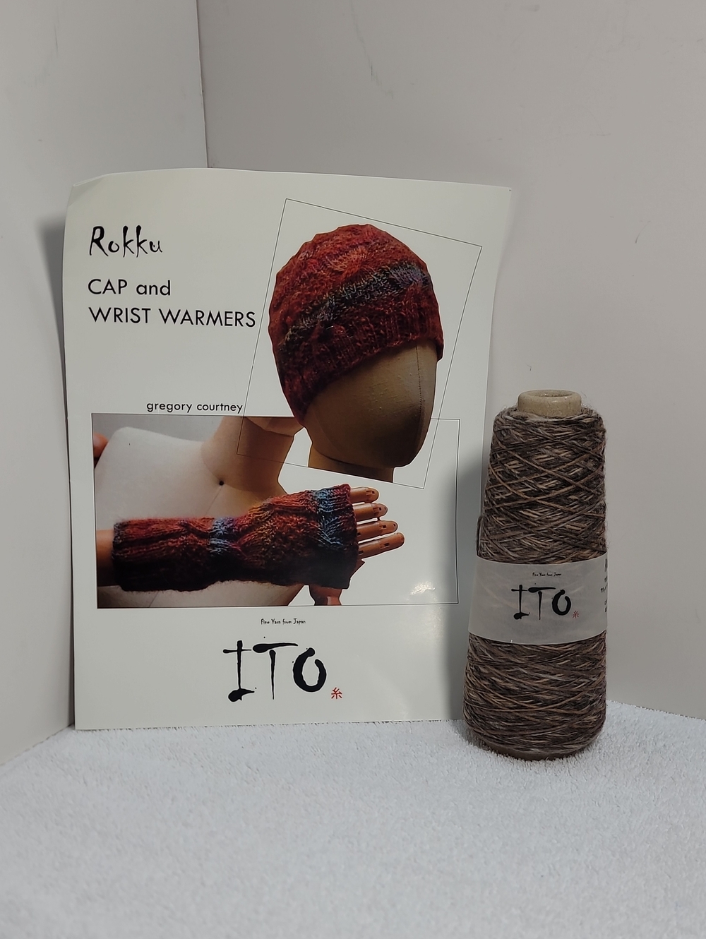 Rokku Cap & Wrist Warmers Knit Kit - NWT - #27
